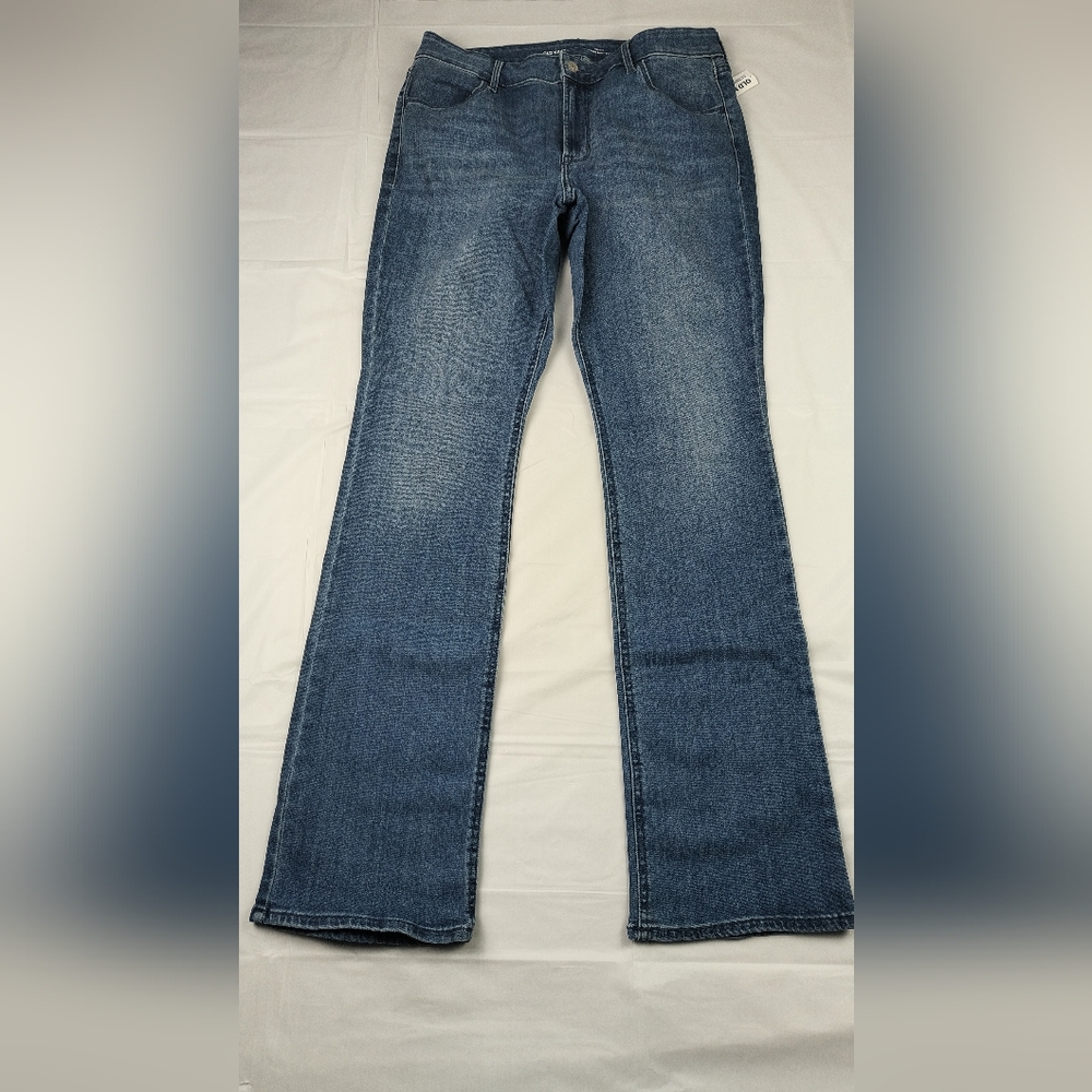 Old Navy Kicker Boot Cut Mid Rise Jeans Women 12 Long Blue Denim Pants NEW